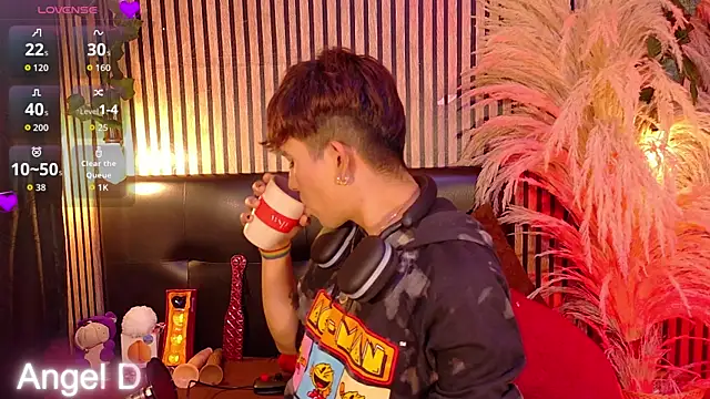 Angeldust19 online show from 04-09-26, 03:17