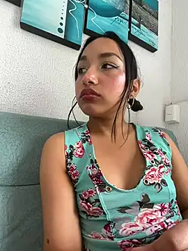 Lianna Smith  online show from 12-19-25, 03:08