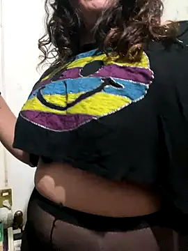 Snapshot of Zaphiro007 chatting on 12-17-25, 02:28 Zaphiro007 online show from 12-17-25, 02:28