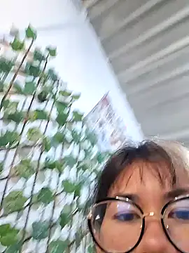 Snapshot of Hailee_520 chatting on 11-27-25, 02:41 Hailee 520 online show from 11-27-25, 02:41