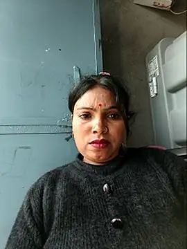 Snapshot of Jankisinghji chatting on 12-01-25, 03:55 Jankisinghji online show from 12-01-25, 03:55