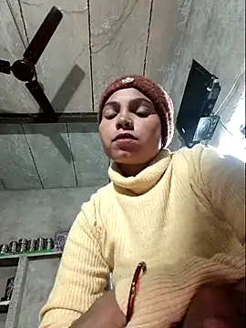 Snapshot of Jankisinghji chatting on 12-05-25, 12:25 Jankisinghji online show from 12-05-25, 12:25