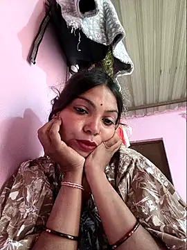 Snapshot of Jankisinghji chatting on 12-19-25, 01:45 Jankisinghji online show from 12-19-25, 01:45