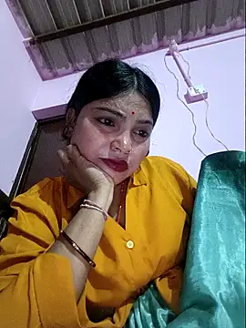 Snapshot of Jankisinghji chatting on 12-22-25, 04:15 Jankisinghji online show from 12-22-25, 04:15