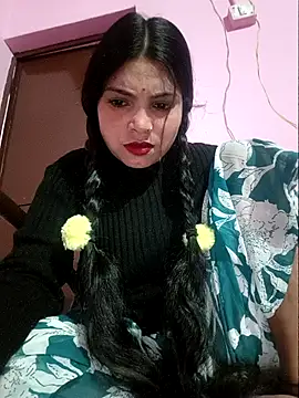 Snapshot of Jankisinghji chatting on 01-08-26, 04:09 Jankisinghji online show from 01-08-26, 04:09