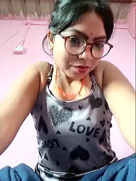 Snapshot of Jankisinghji chatting on 02-03-26, 03:04 Jankisinghji online show from 02-03-26, 03:04