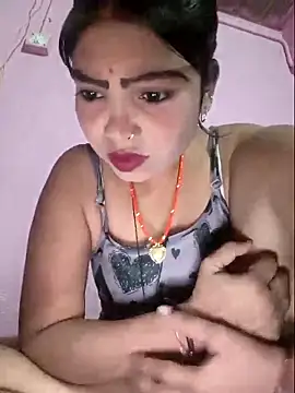 Snapshot of Jankisinghji chatting on 02-06-26, 02:20 Jankisinghji online show from 02-06-26, 02:20