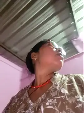 Snapshot of Jankisinghji chatting on 02-11-26, 01:16 Jankisinghji online show from 02-11-26, 01:16