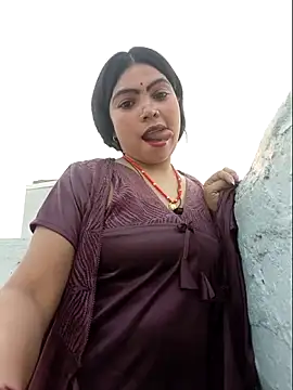 Snapshot of Jankisinghji chatting on 02-22-26, 12:47 Jankisinghji online show from 02-22-26, 12:47