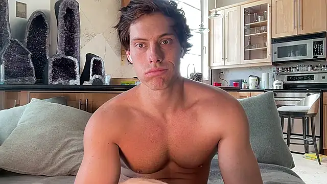 alex islivee online show from 07-14-26, 06:13