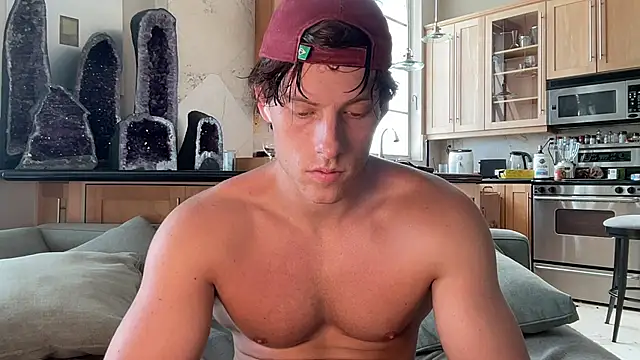 alex islivee online show from 08-04-26, 08:11
