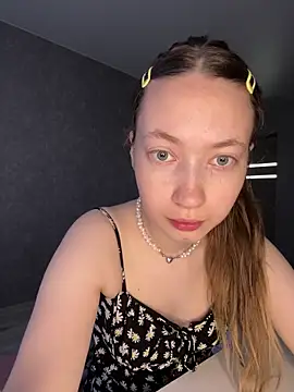 Holy Poly online show from 04-16-26, 05:19