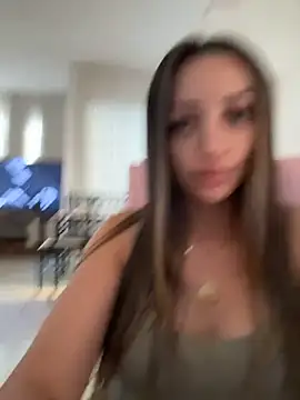 BelleRune online show from 10-08-25, 09:40