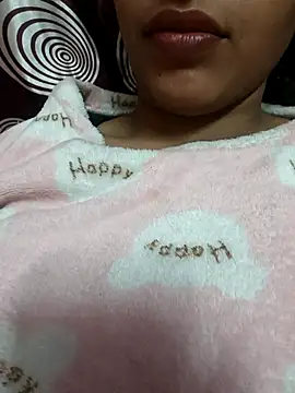 Snapshot of Neethu90 chatting on 12-14-25, 06:56 Neethu90 online show from 12-14-25, 06:56