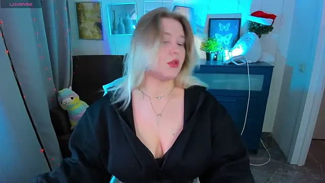 LouiseMous online show from 01-10-26, 09:52