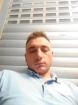 Snapshot of Argynt1992 chatting on 11-18-25, 04:55 Argynt1992 online show from 11-18-25, 04:55