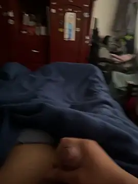 Snapshot of cris1122 chatting on 02-27-26, 12:27 cris1122 online show from 02-27-26, 12:27