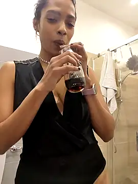 chanell95 online show from 12-16-25, 08:47