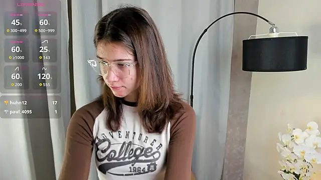 MarilynMun online show from 12-18-25, 02:06