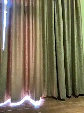 Snapshot of pitty_mymi chatting on 06-22-26, 06:32 pitty mymi online show from 06-22-26, 06:32