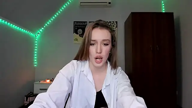 tinyglow online show from 12-02-25, 02:12