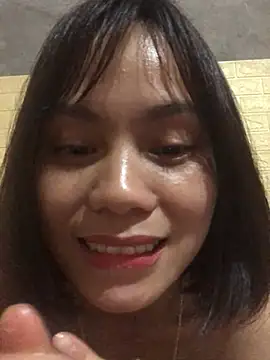 Trangbabylove online show from 03-18-26, 07:39