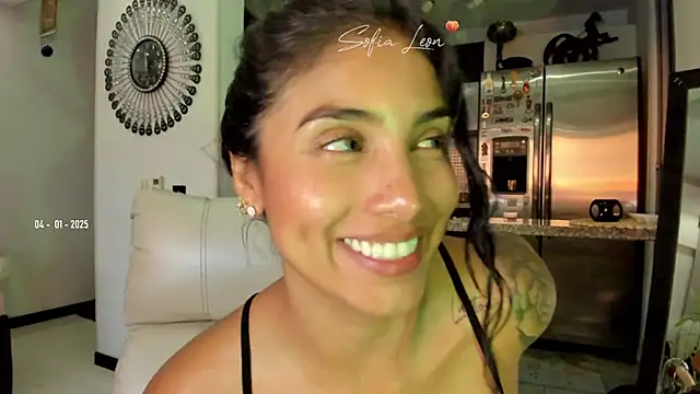 sofiasexhot online show from 01-05-25, 03:34