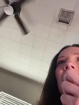 imemmarae online show from 11-20-25, 08:08