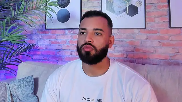 Chris Varden online show from 12-18-25, 06:25