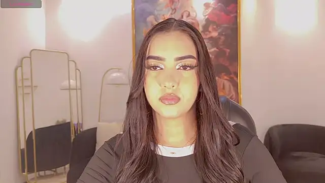 Snapshot of SophieLanne chatting on 05-16-26, 04:09 SophieLanne online show from 05-16-26, 04:09
