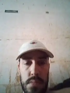 Snapshot of Ratacrocante chatting on 01-15-26, 01:37 Ratacrocante online show from 01-15-26, 01:37