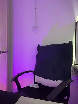 LaraDanverss online show from 12-16-25, 07:08