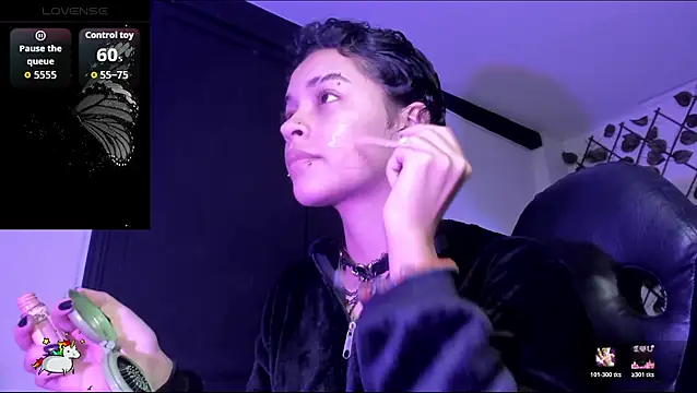 Anny Kiitty online show from 04-19-26, 03:50