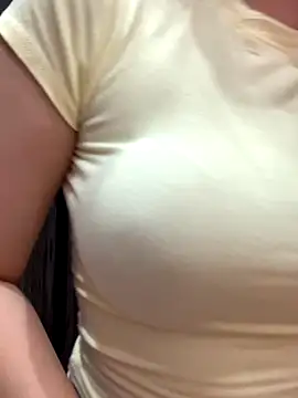 Agela baby online show from 11-24-25, 09:31