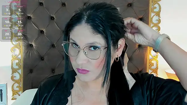 AlinaMilf online show from 04-12-26, 07:30