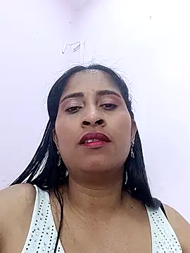 CarolinaNavas33 online show from 03-26-26, 02:33