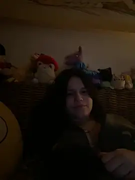 Snapshot of AngelSin04 chatting on 11-25-25, 12:54 AngelSin04 online show from 11-25-25, 12:54