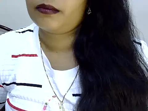 Muskan Jha online show from 04-11-26, 01:04