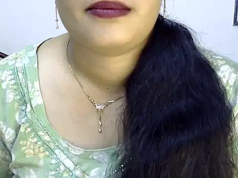 Muskan Jha online show from 06-18-26, 01:39