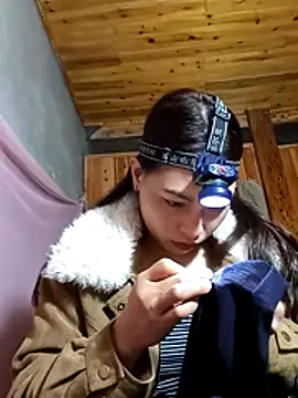 Snapshot of _Su-Su_ chatting on 02-03-26, 02:53 Su-Su online show from 02-03-26, 02:53