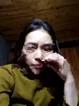 Snapshot of _Su-Su_ chatting on 02-05-26, 02:00 Su-Su online show from 02-05-26, 02:00