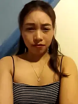 Snapshot of _Su-Su_ chatting on 02-08-26, 12:08 Su-Su online show from 02-08-26, 12:08