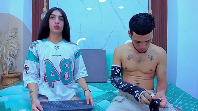 Loversinfire2 online show from 04-03-26, 02:09