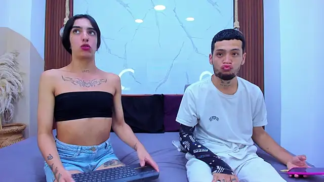 Loversinfire2 online show from 04-07-26, 01:50