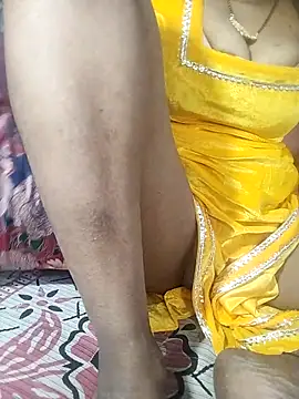 Snapshot of sexysushma1992 chatting on 02-12-26, 04:13 sexysushma1992 online show from 02-12-26, 04:13