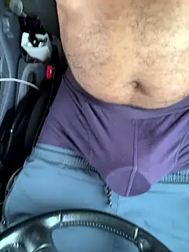 Snapshot of ToyloverJay chatting on 01-15-26, 01:59 ToyloverJay online show from 01-15-26, 01:59