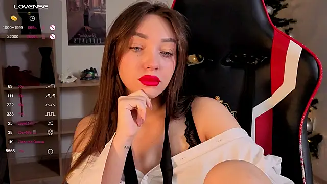 Emilia mala online show from 12-21-25, 07:43