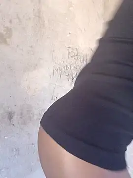 Snapshot of honeypot224 chatting on 11-25-25, 08:03 honeypot224 online show from 11-25-25, 08:03