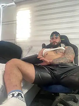 lucassimons1 online show from 03-10-26, 04:34