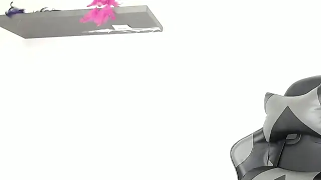 Nina-foxx online show from 12-16-25, 08:25